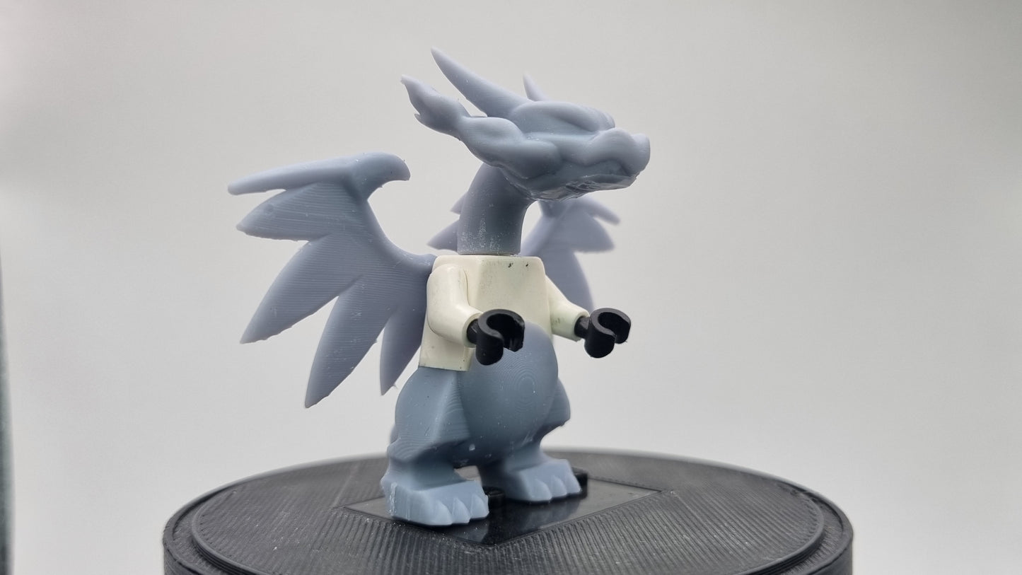 Building toy custom 3D printed minifigure animal to catch dragon X!