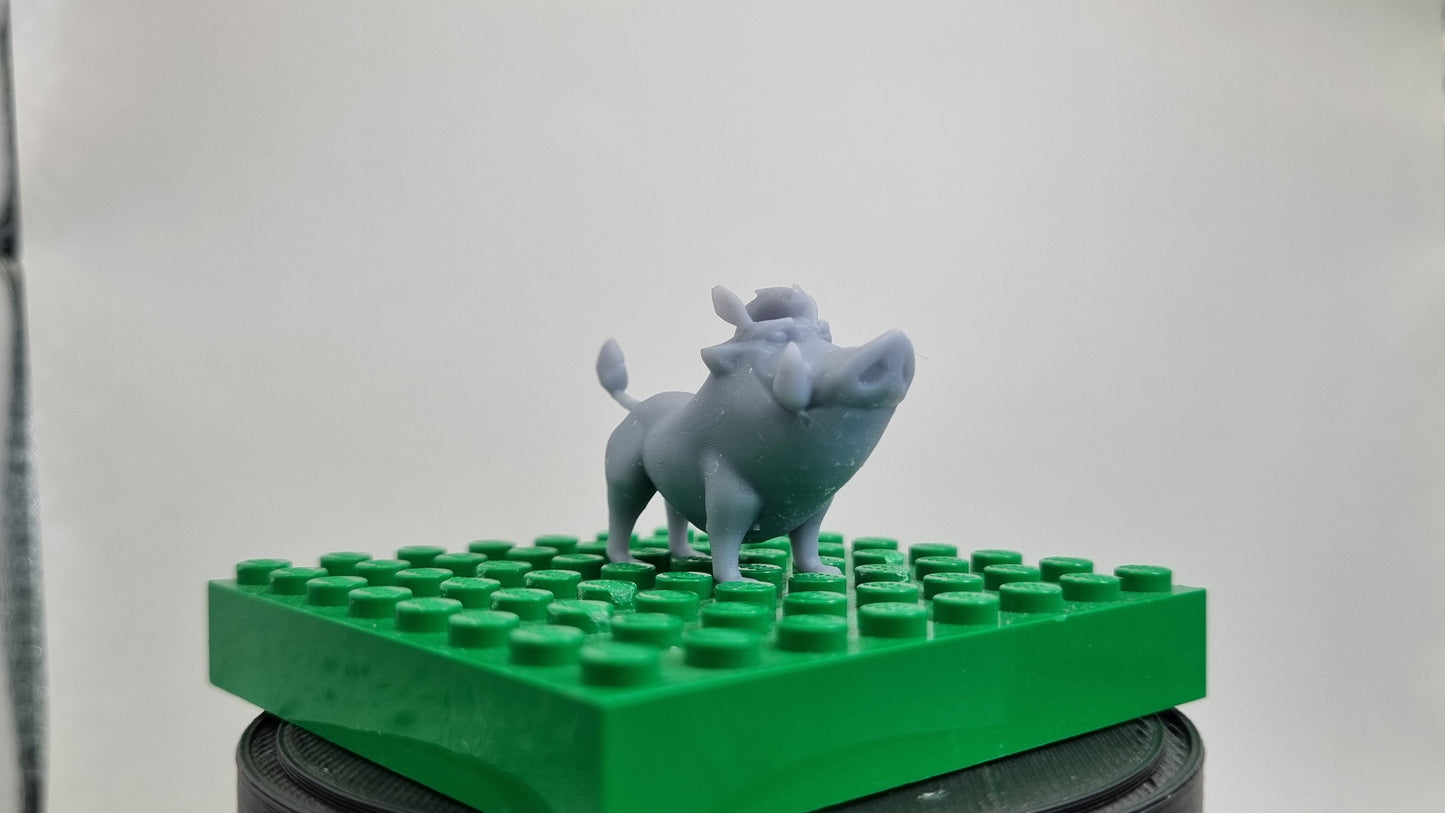 Building toy custom 3D printed pig that's a lions friend!