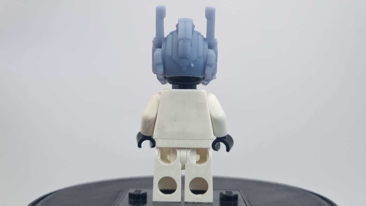 Building toy custom 3D printed leader of the car robots!