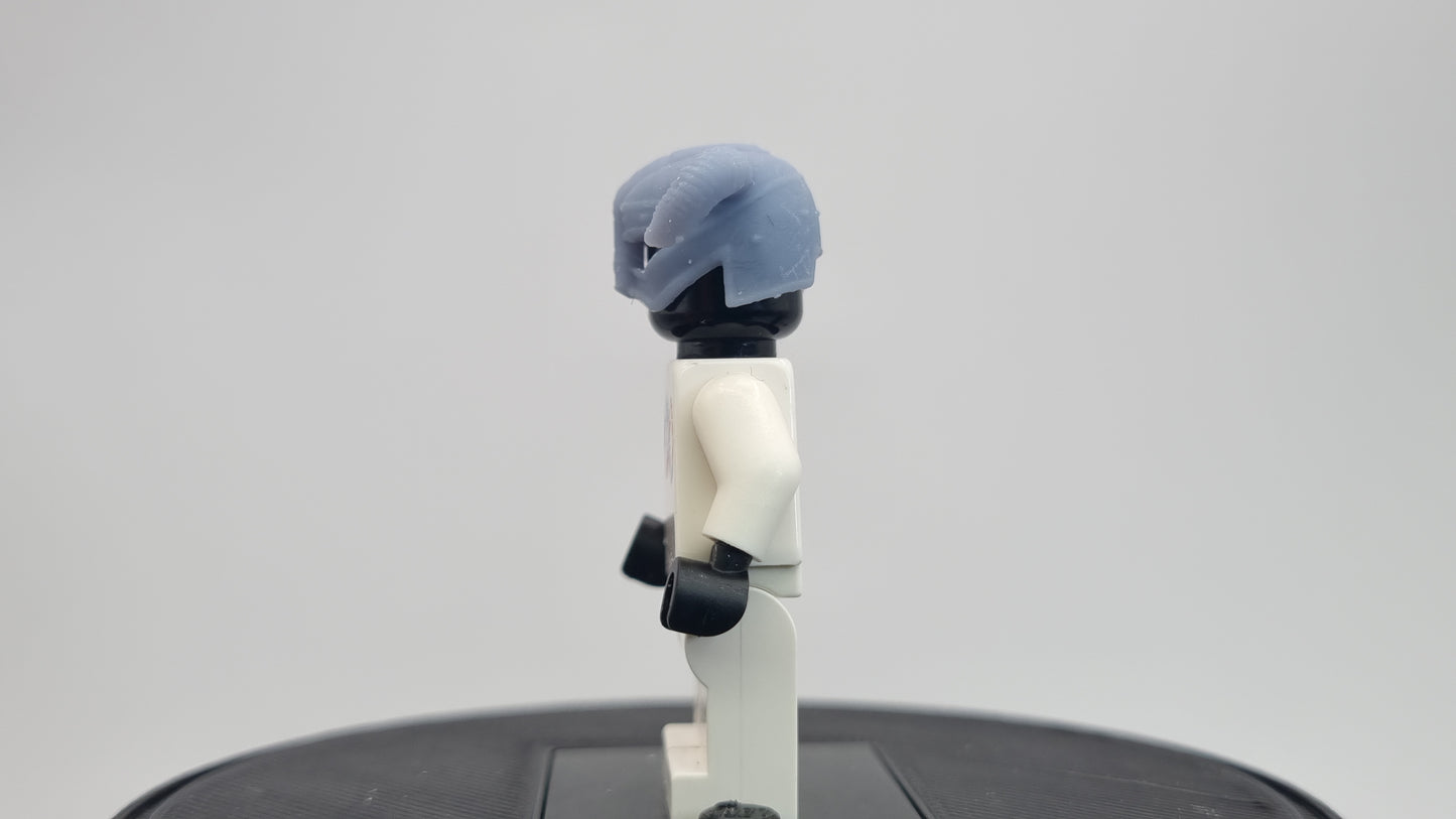 Building toy custom 3D printed the scrolls horned helmet!