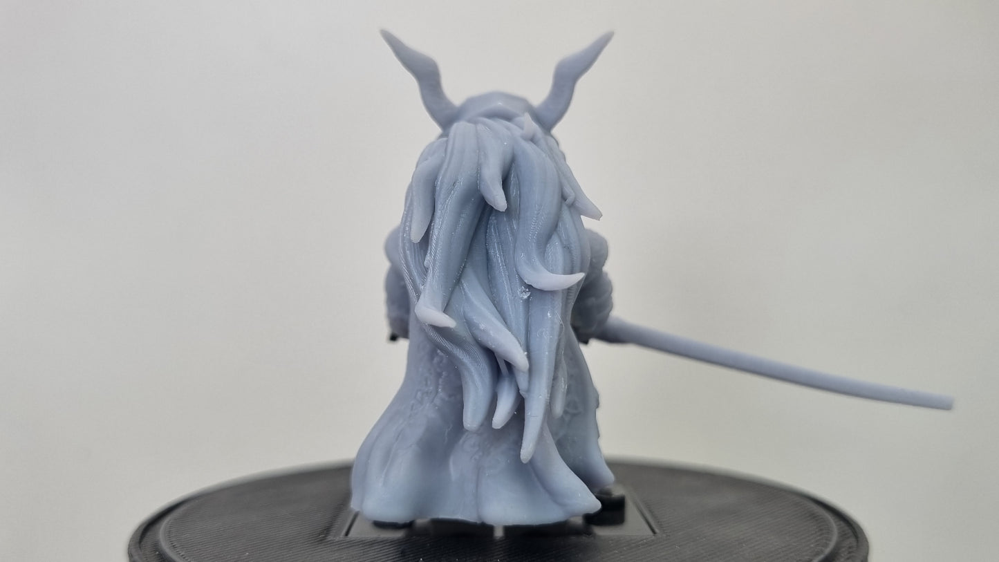 Building toy custom 3D printed elden masked female boss!