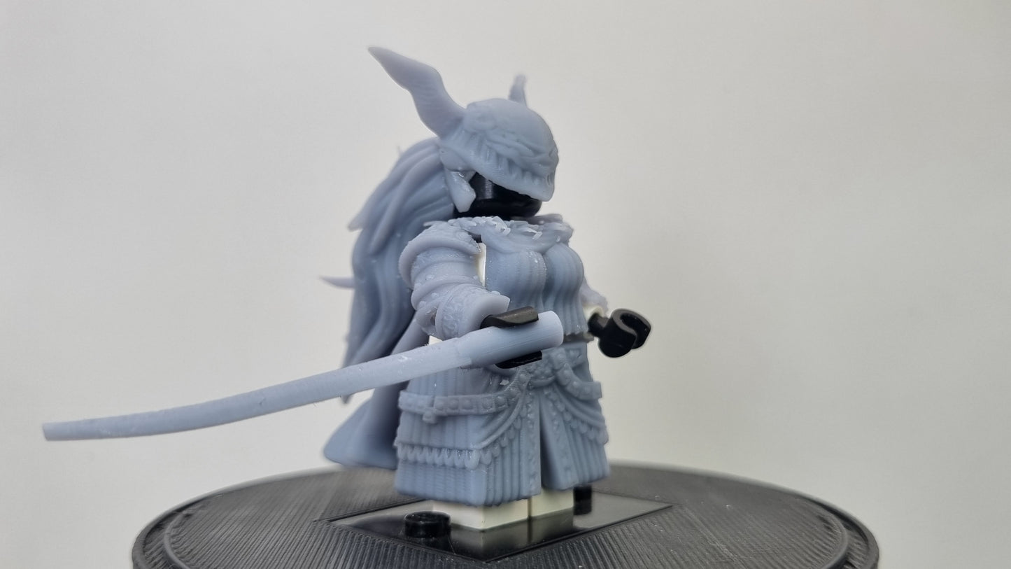 Building toy custom 3D printed elden masked female boss!