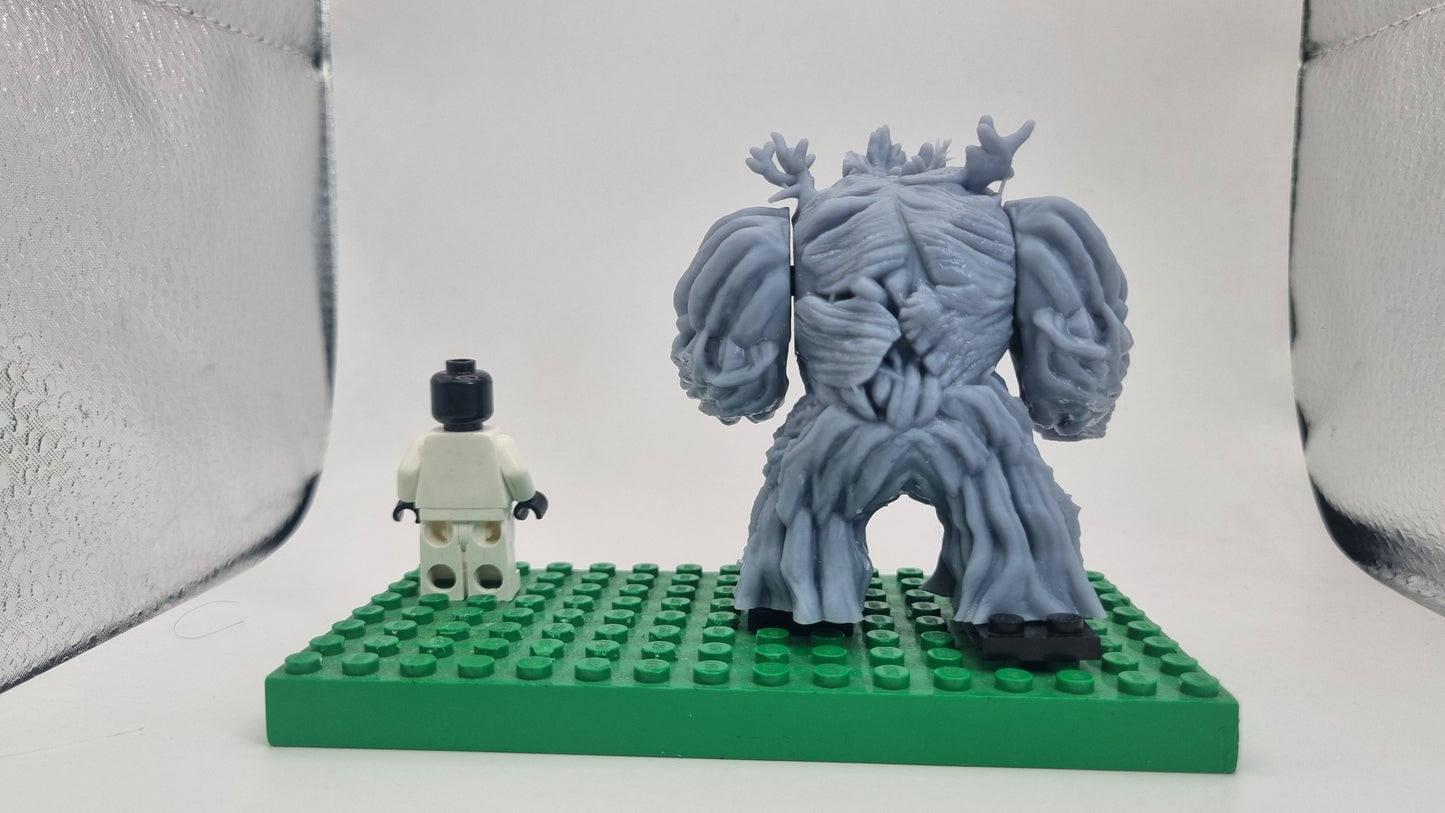 Building toy custom 3D printed superhero tree!