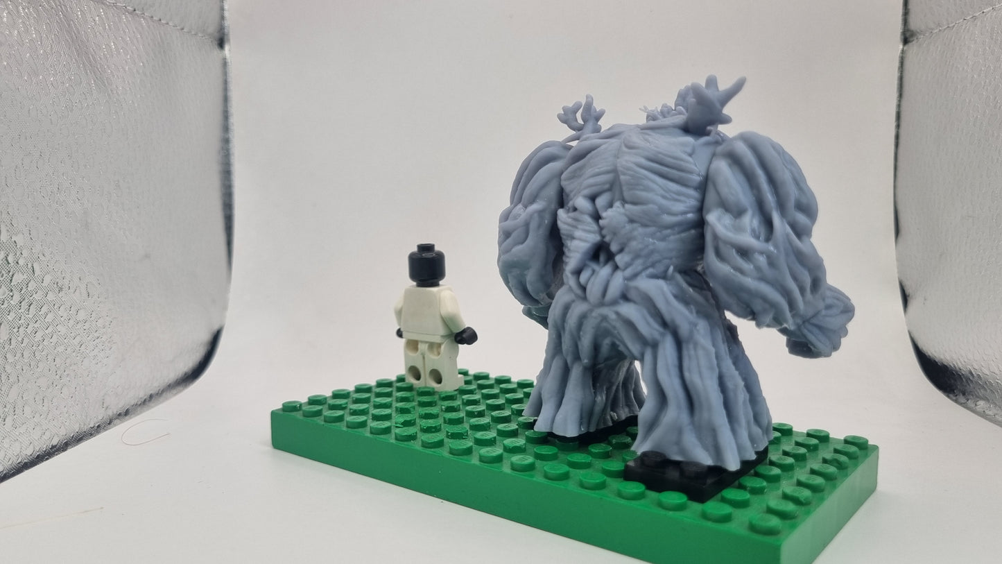 Building toy custom 3D printed superhero tree!