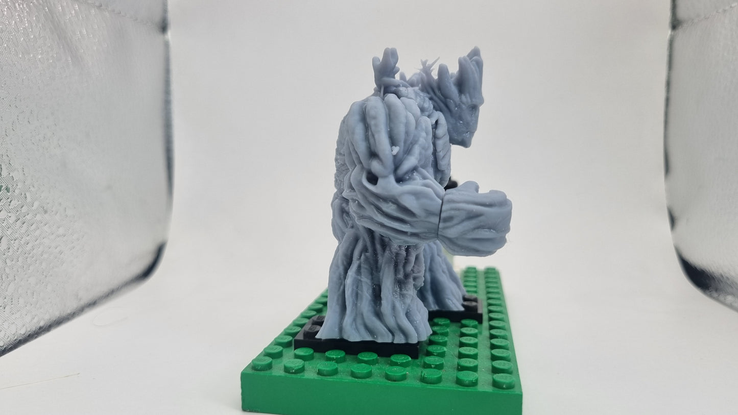 Building toy custom 3D printed superhero tree!
