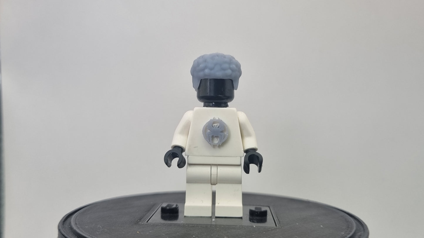 Building toy custom 3D printed super hero coler archnid with posed eyes!