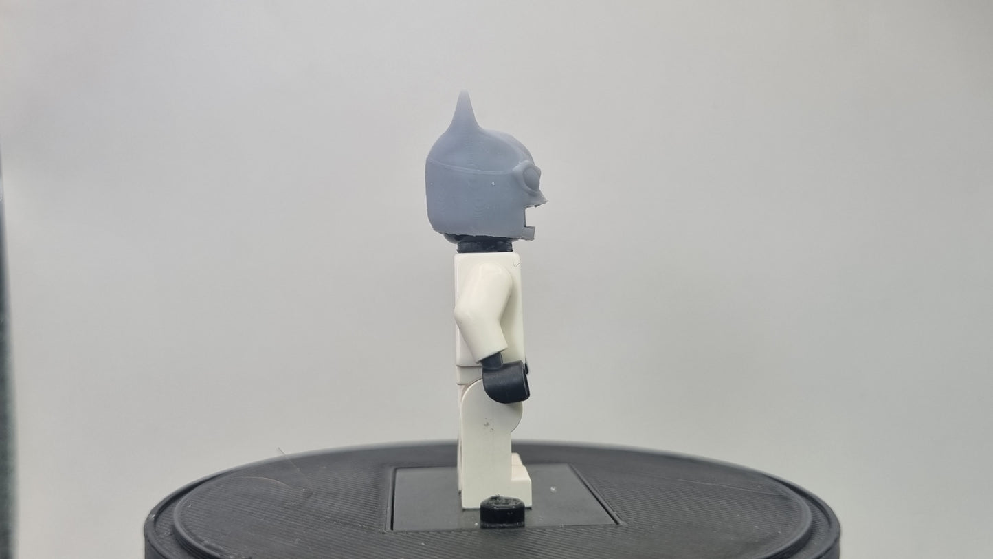 Building toy custom 3D printed super hero frog eye bat helmet!