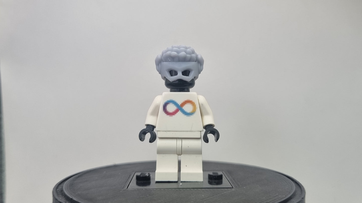 Building toy custom 3D printed super hero fast runner with small afro!