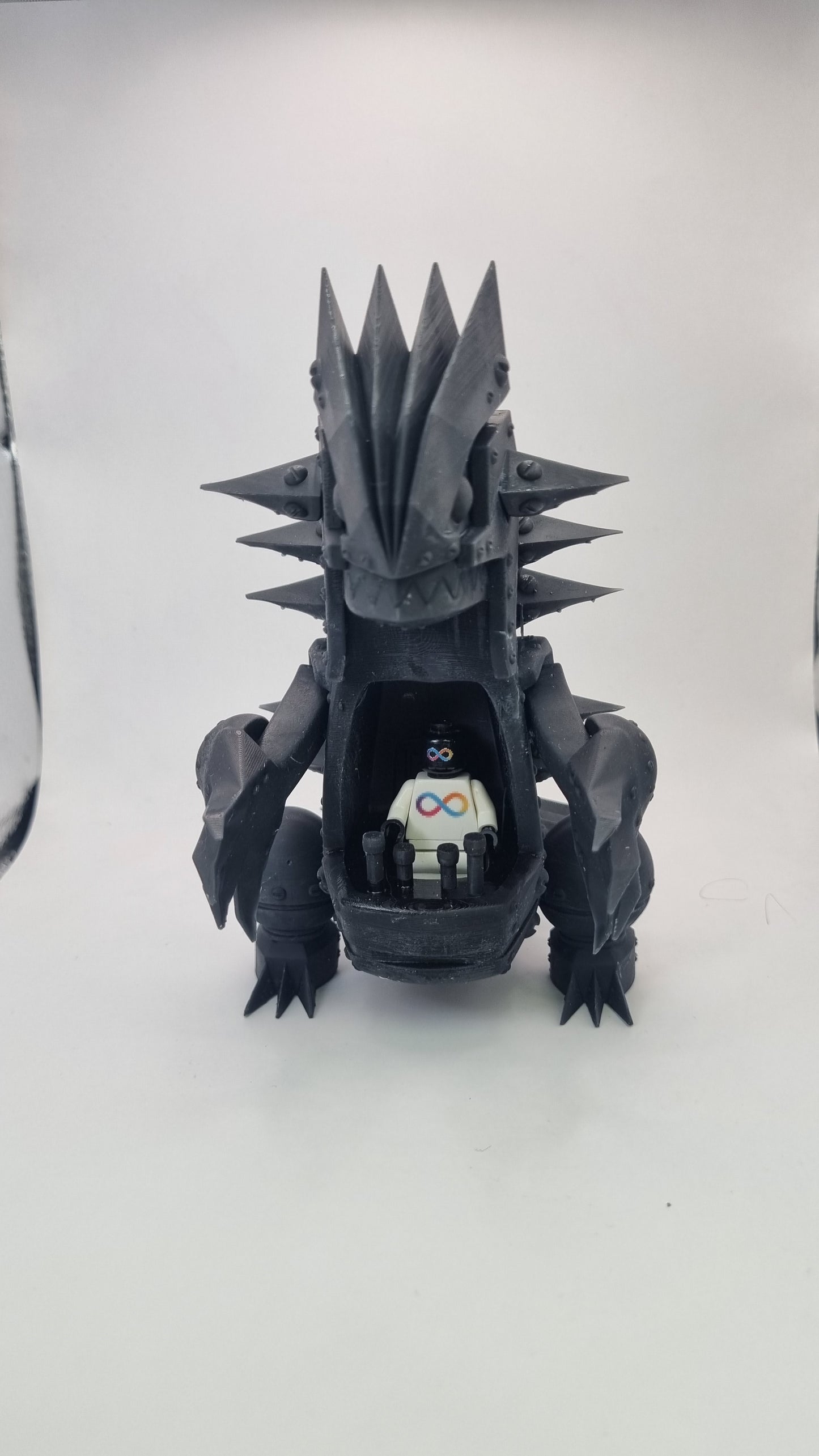 Building toy custom 3D printed animals to catch giant robot walker!