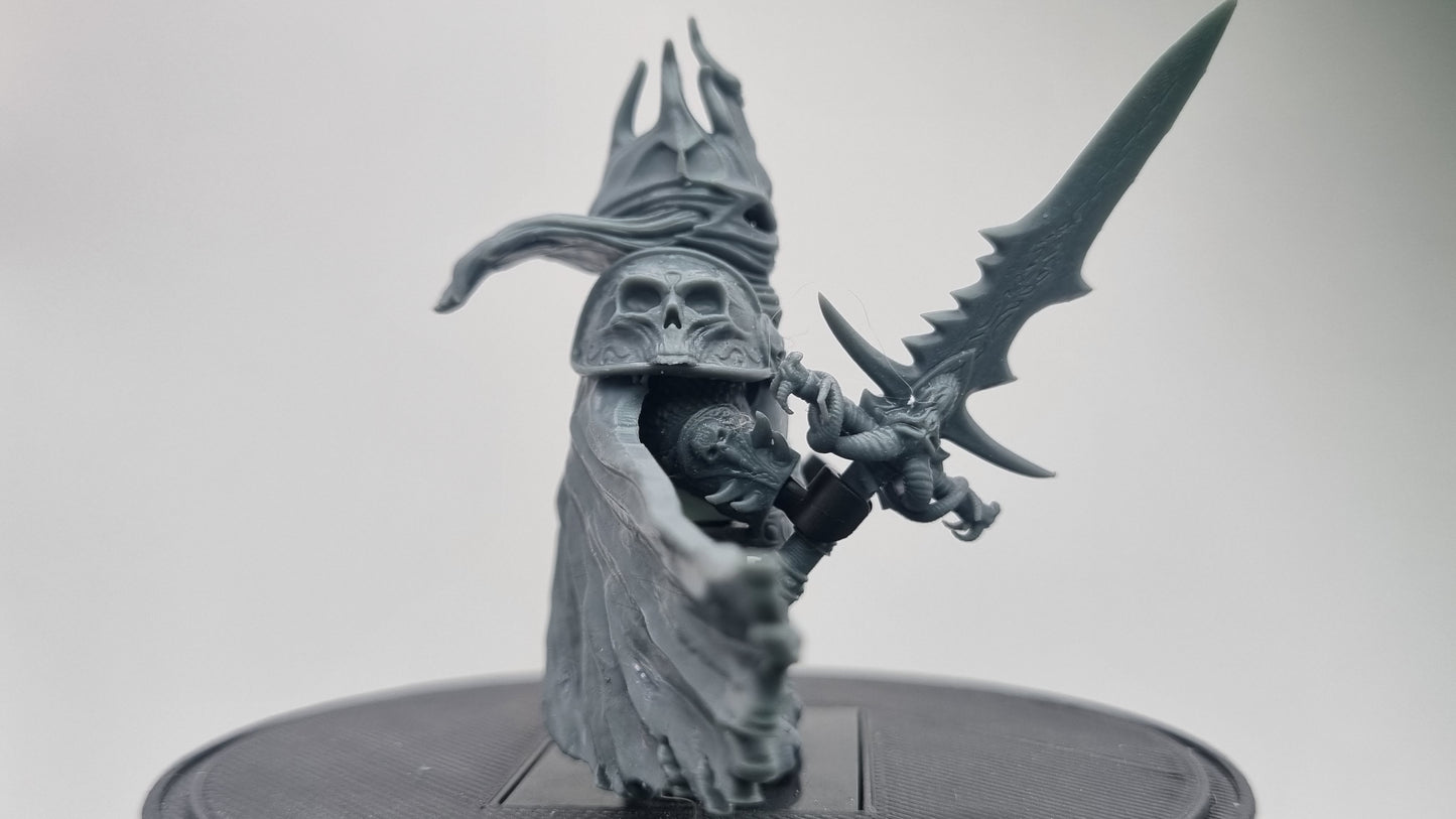 Building toy custom 3D printed winter king! Printed in 12k high resolution resin!