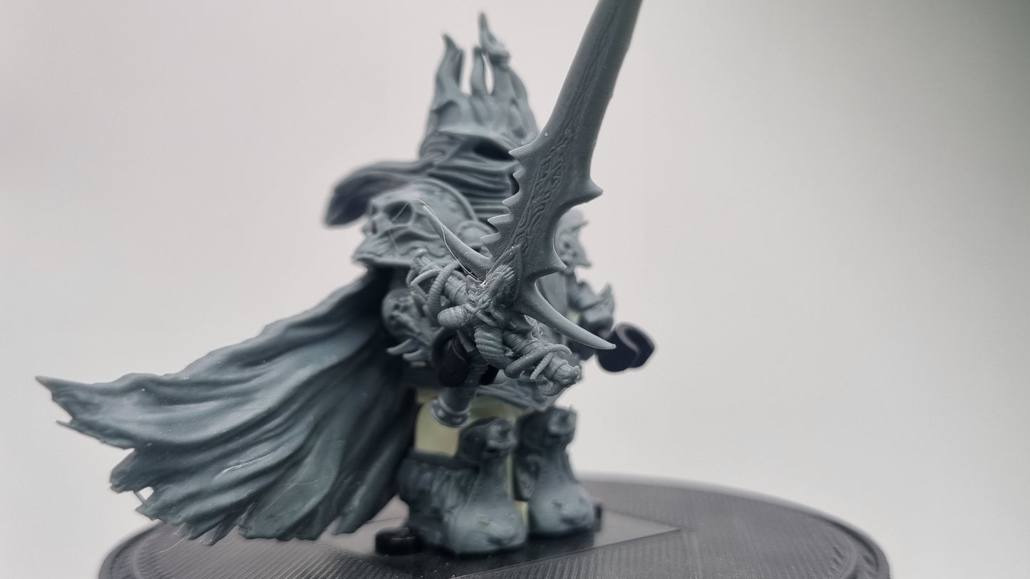 Building toy custom 3D printed winter king! Printed in 12k high resolution resin!