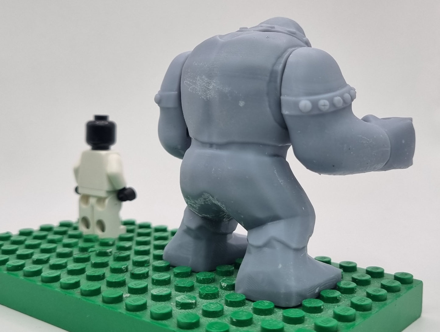 Building toy custom 3D printed super hero big red rampaging guy!