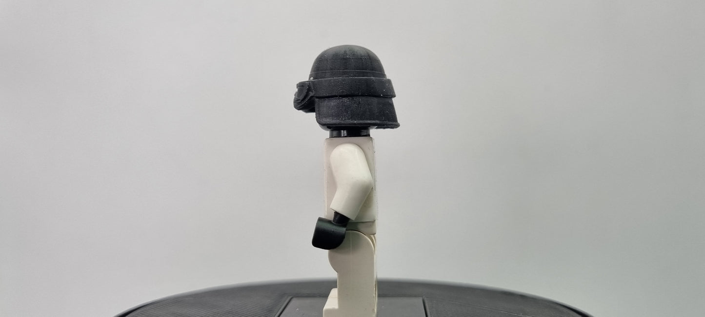 Building toy custom 3D printed galaxy wars mud bucket with visor down