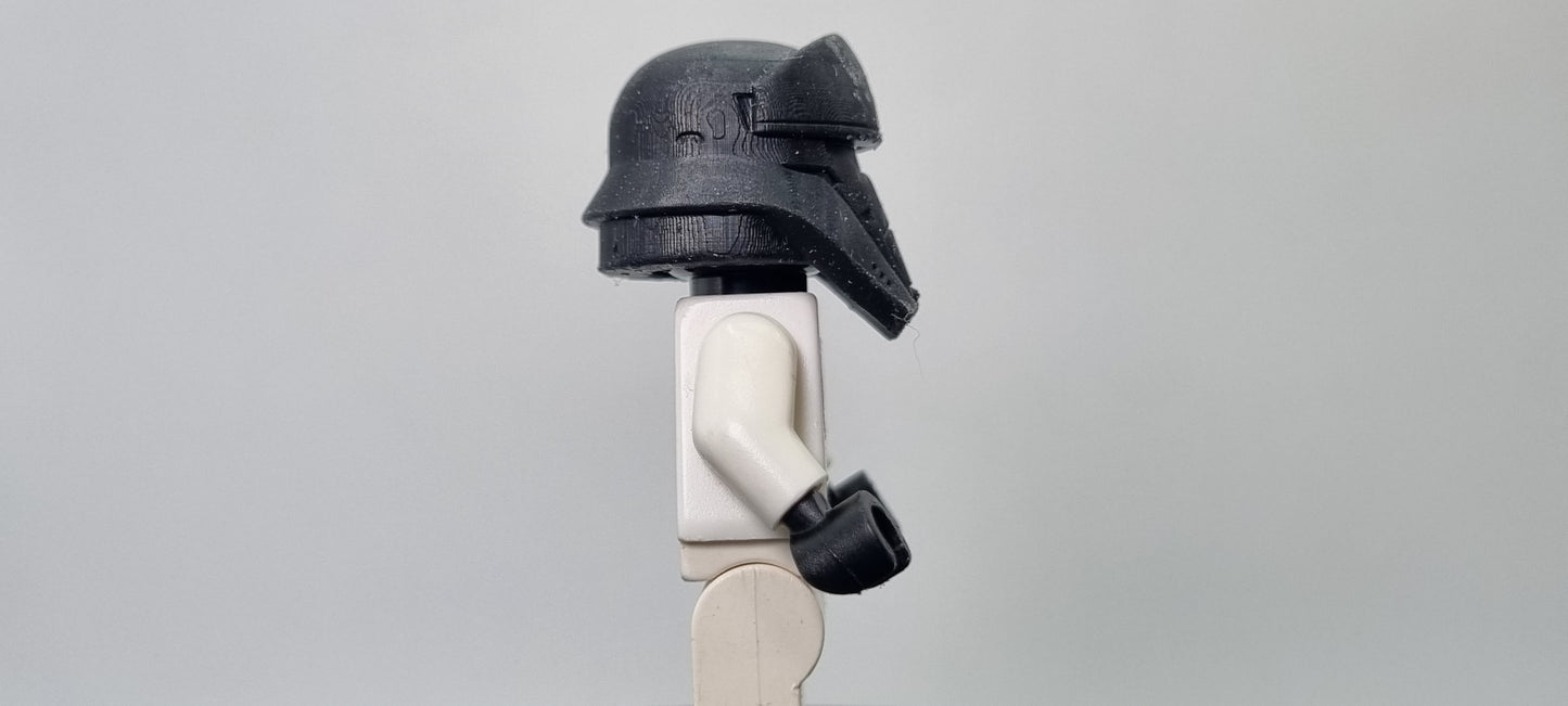 Building toy custom 3D printed galaxy wars tank driver helmet!