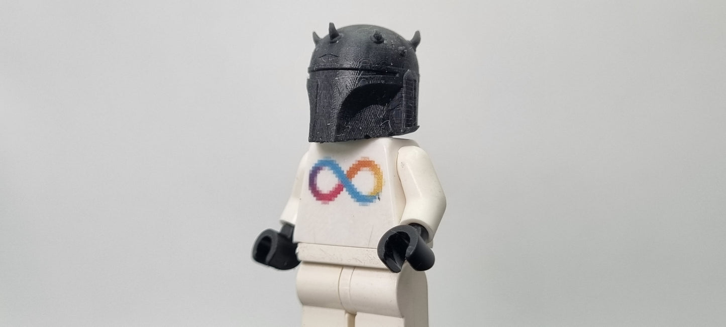 Building toy custom 3D printed galaxy wars bucket helmet with small spikes!
