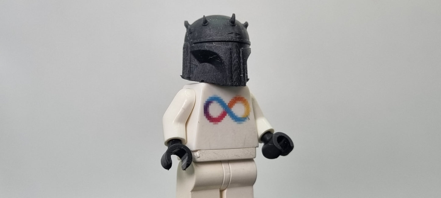 Building toy custom 3D printed galaxy wars bucket helmet with small spikes!