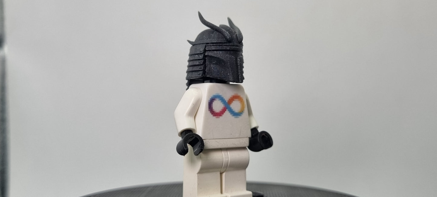 Building toy custom 3D printed galaxy wars samurai bucket helmet!