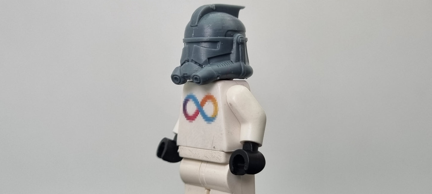 Building toy custom 3D printed galaxy wars second phase helmet with shark fin in the back! Printed in high resolution 12k!