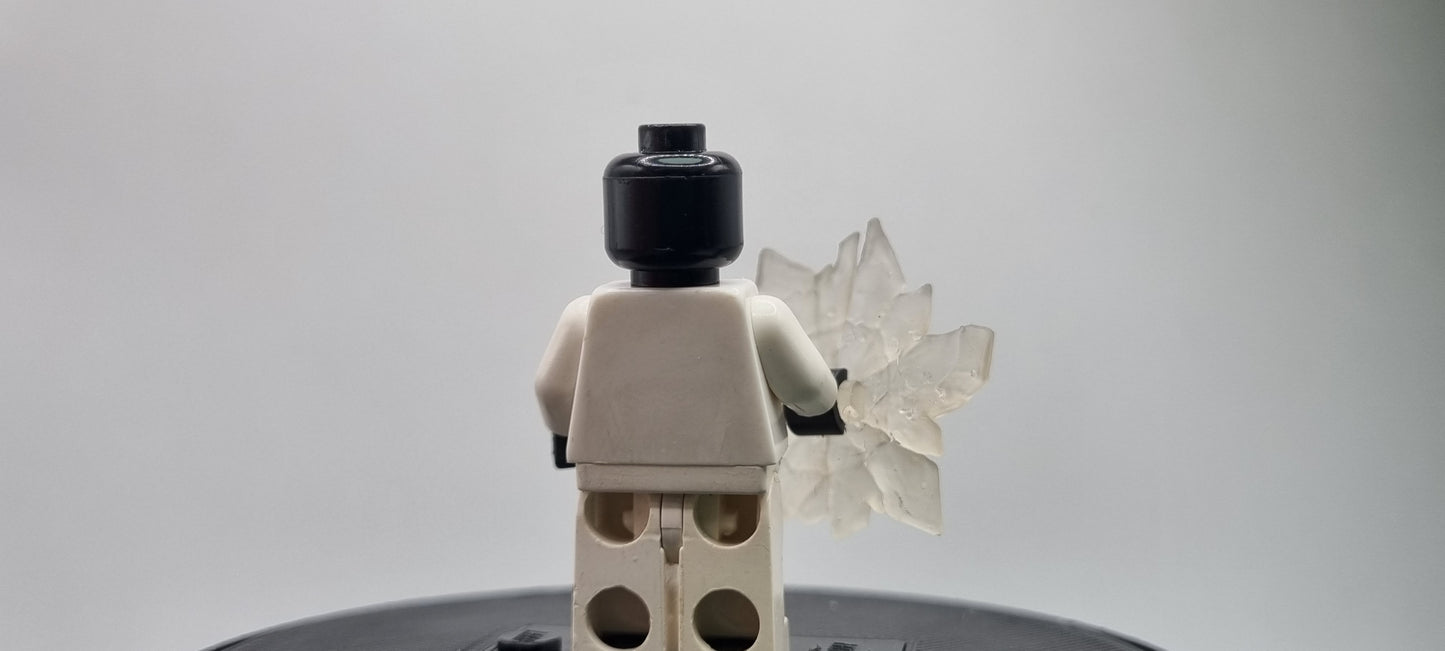 Building toy custom 3D printed old pirate with with earth earthquake effect!