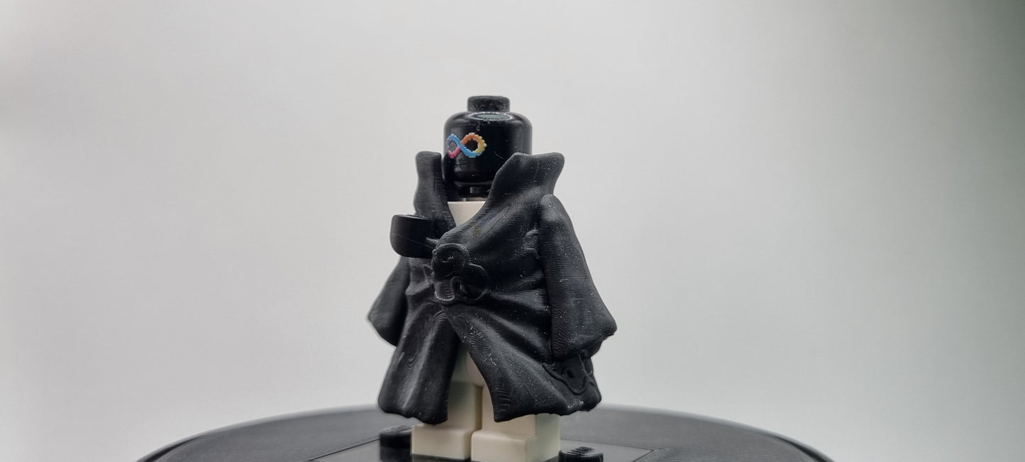 Building toy custom 3D printed ninja with one hand out cloack!