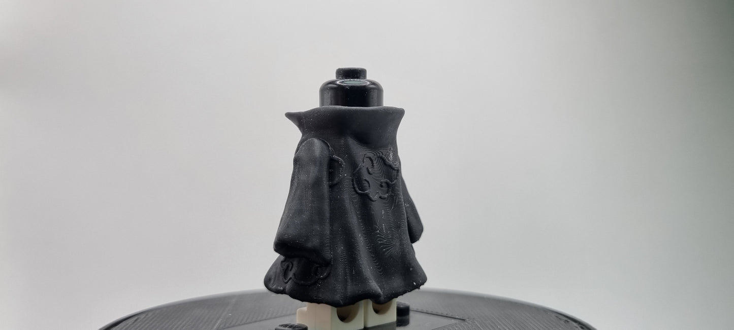 Building toy custom 3D printed ninja with one hand out cloack!