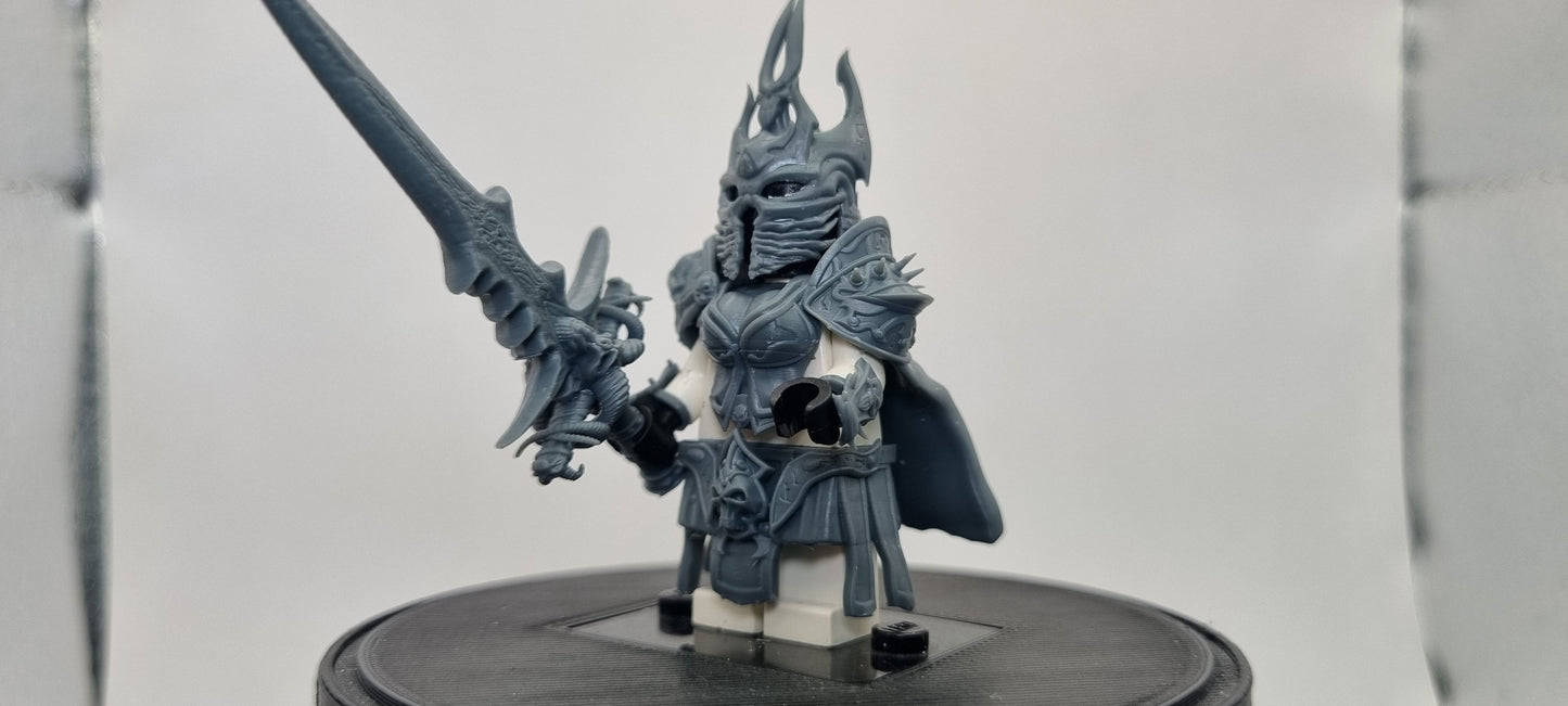 Building toy custom 3D printed wow female frost queen. Printed in 12k high resolution resin!