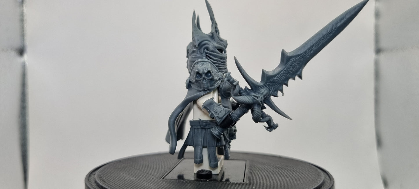 Building toy custom 3D printed wow female frost queen. Printed in 12k high resolution resin!