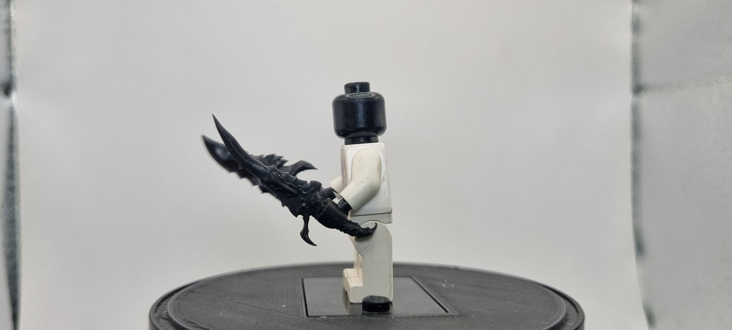 Building toy custom 3D printed level up final daggers!