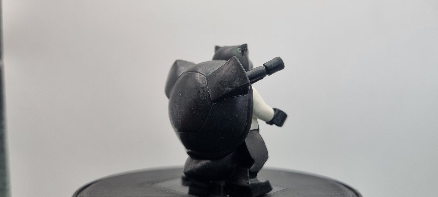 Building toy custom 3D printed animal to catch turtle with water guns figure!