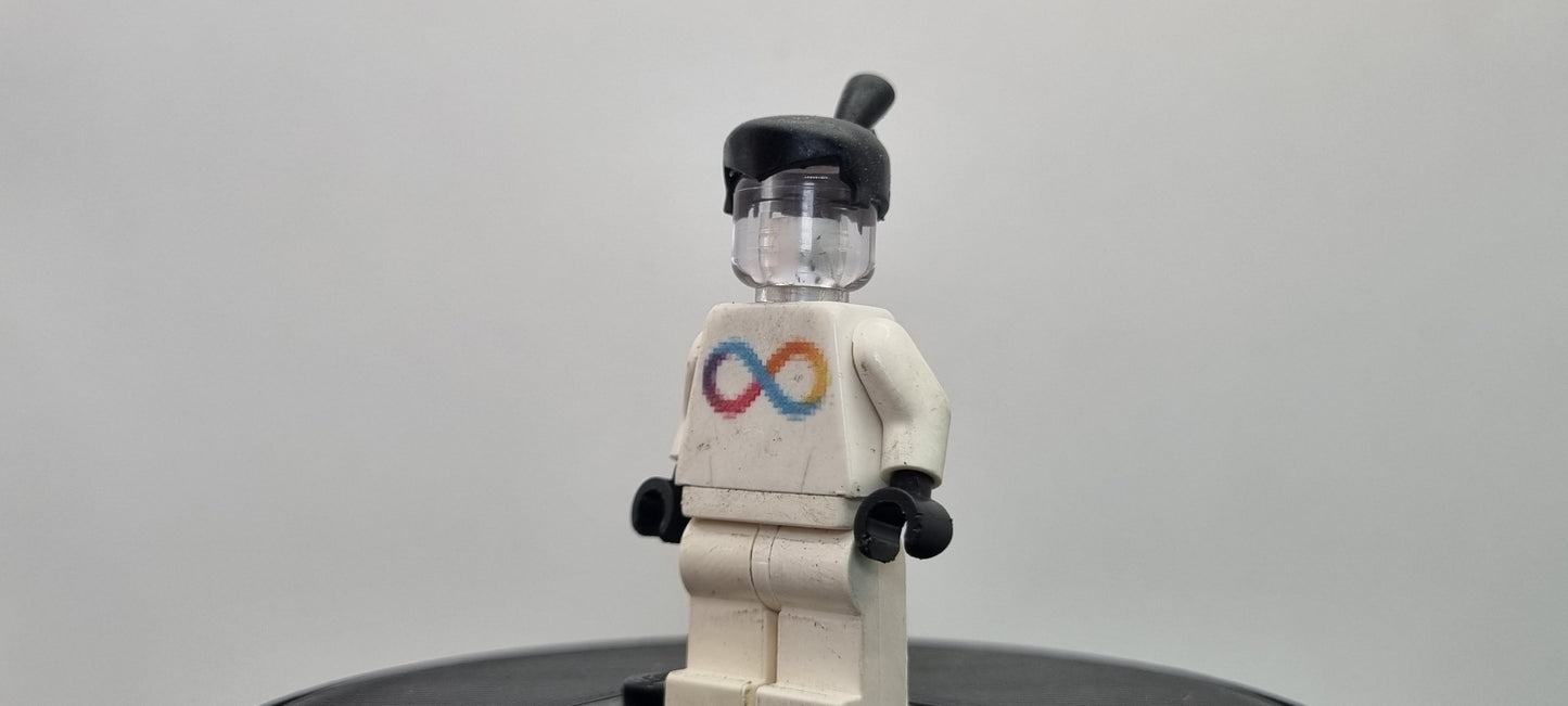 Building toy custom 3D printed samurai that has been send to the future!