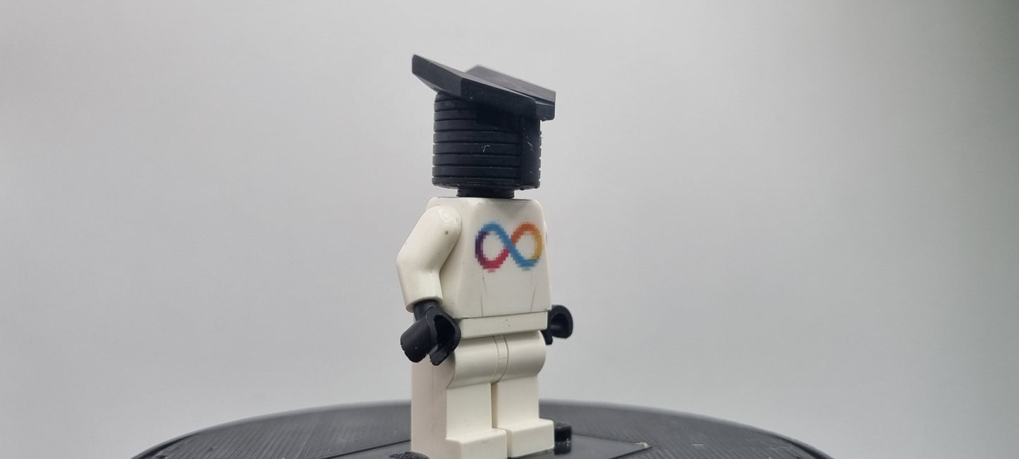 Building toy custom 3D printed laser protector of the gods head