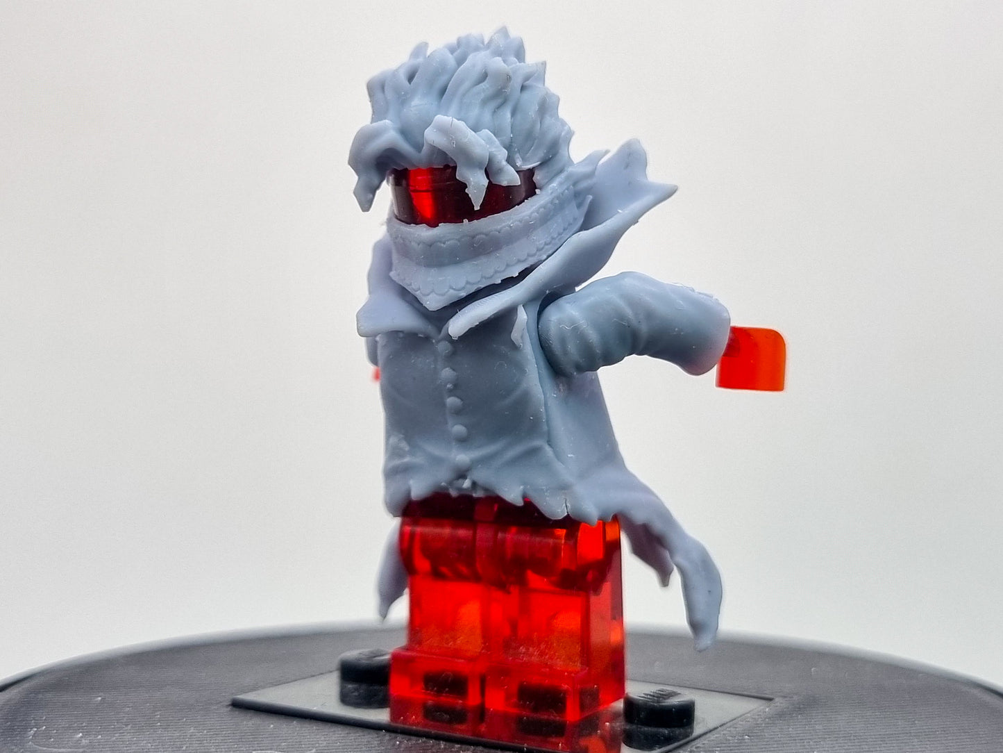 Building toy custom 3D printed fast runner looking with granny powers