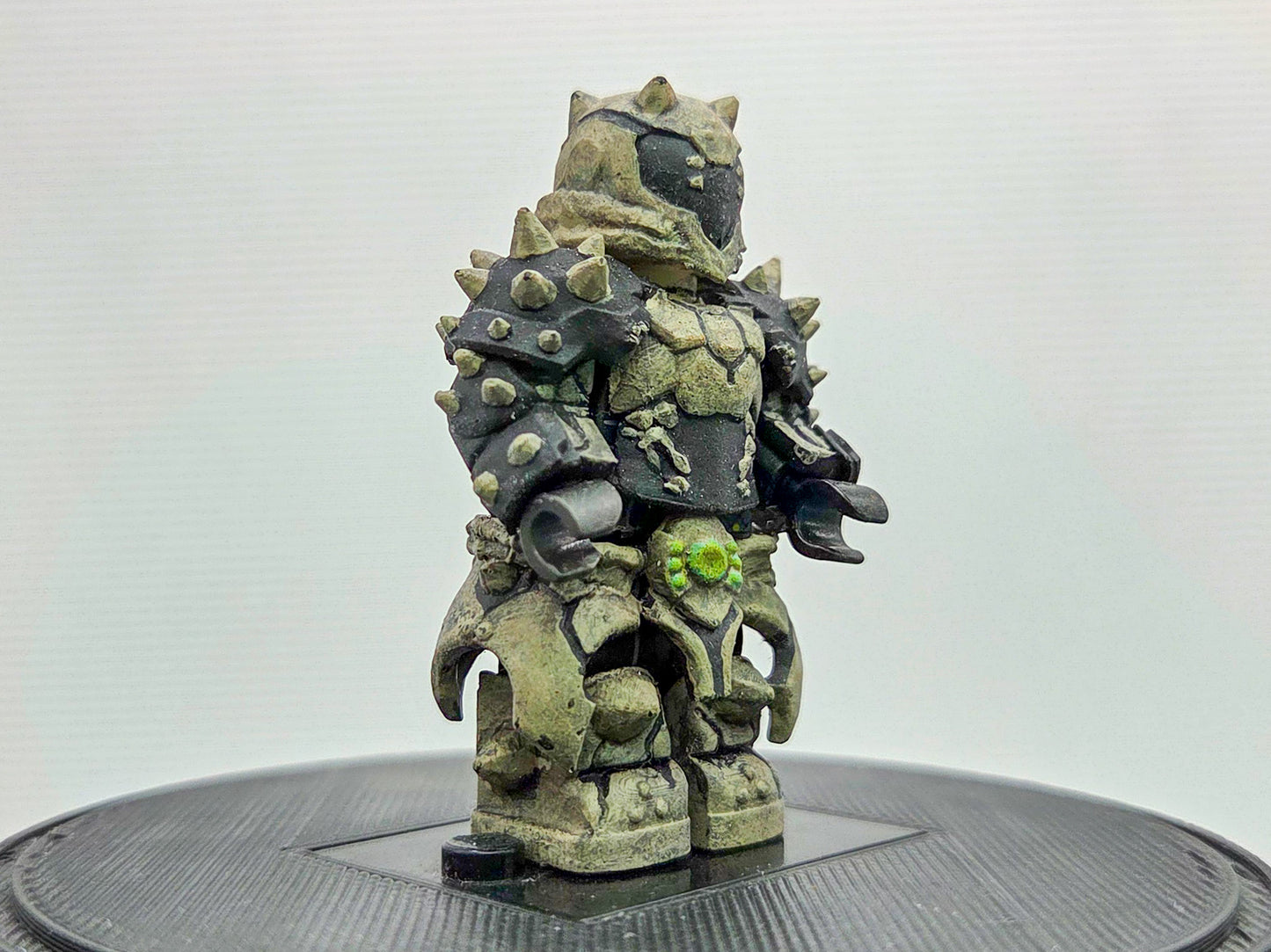 Custom 3D printed the one who hunts monsters bone armor!