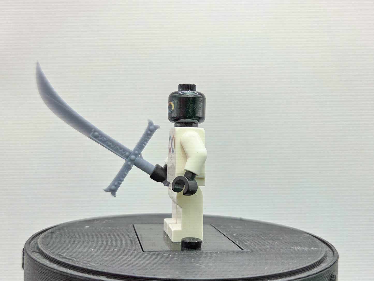 Custom 3D printed sword of best pirate swordsman!