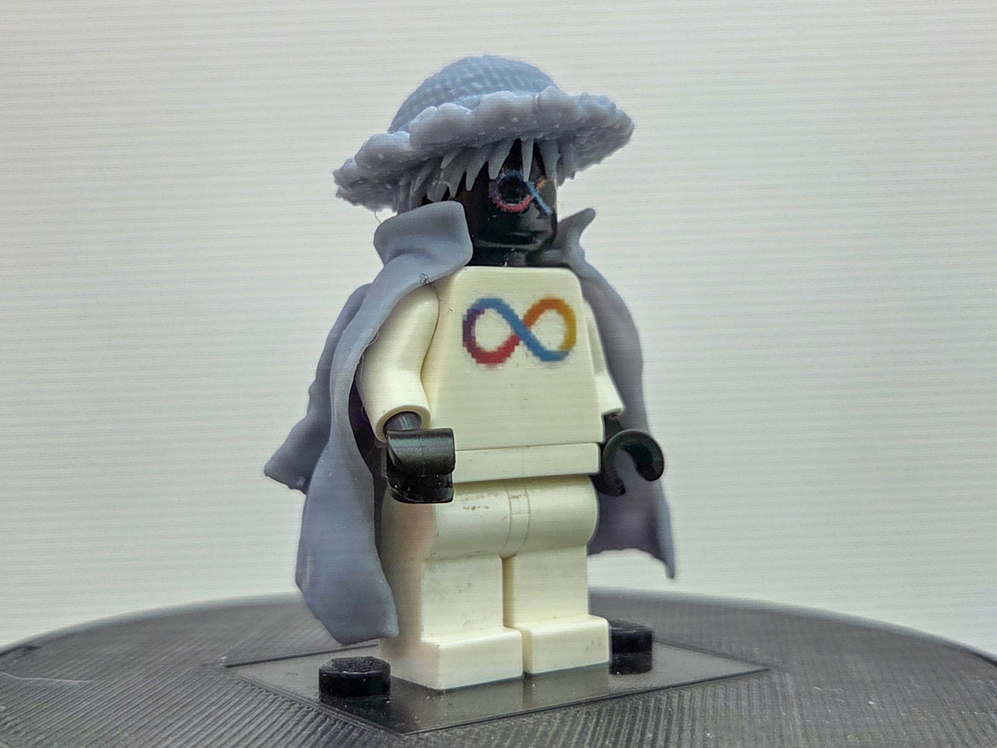 Custom 3D printed rubber pirate captian ready to fight!