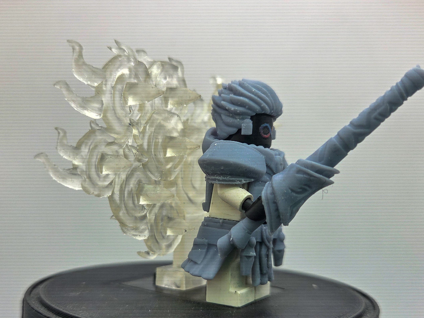 Custom 3D printed the one in golden armor!