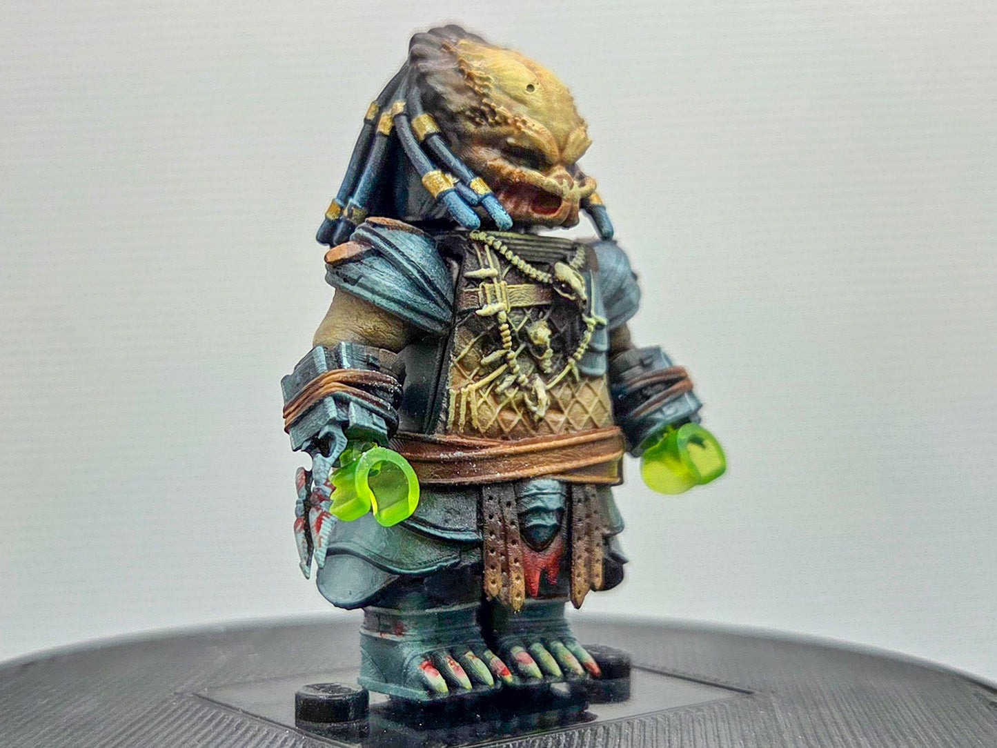 Custom 3D printed and painted the one that hunts aliens!