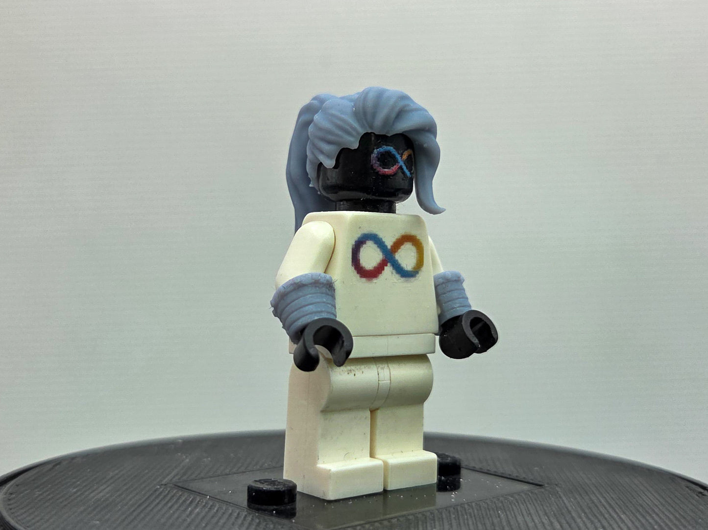 Custom 3D printed female red ring wearer!