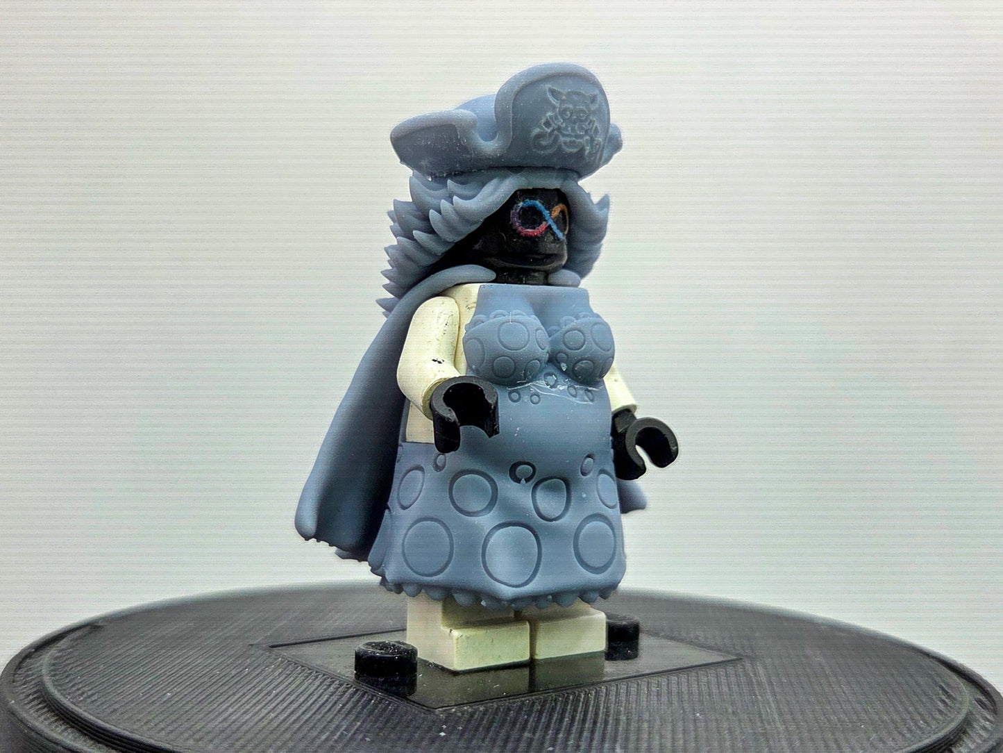 Custom 3D printed pirate mom the leaks to eat v2!