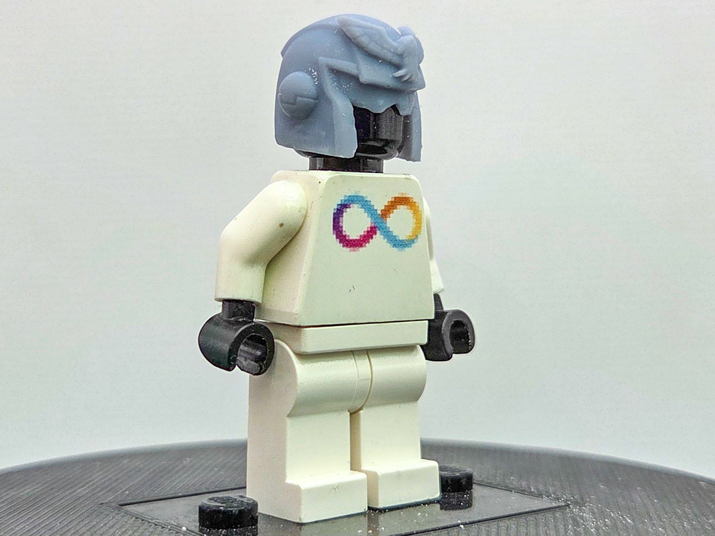 Custom 3D printed falcon fighter helmet!
