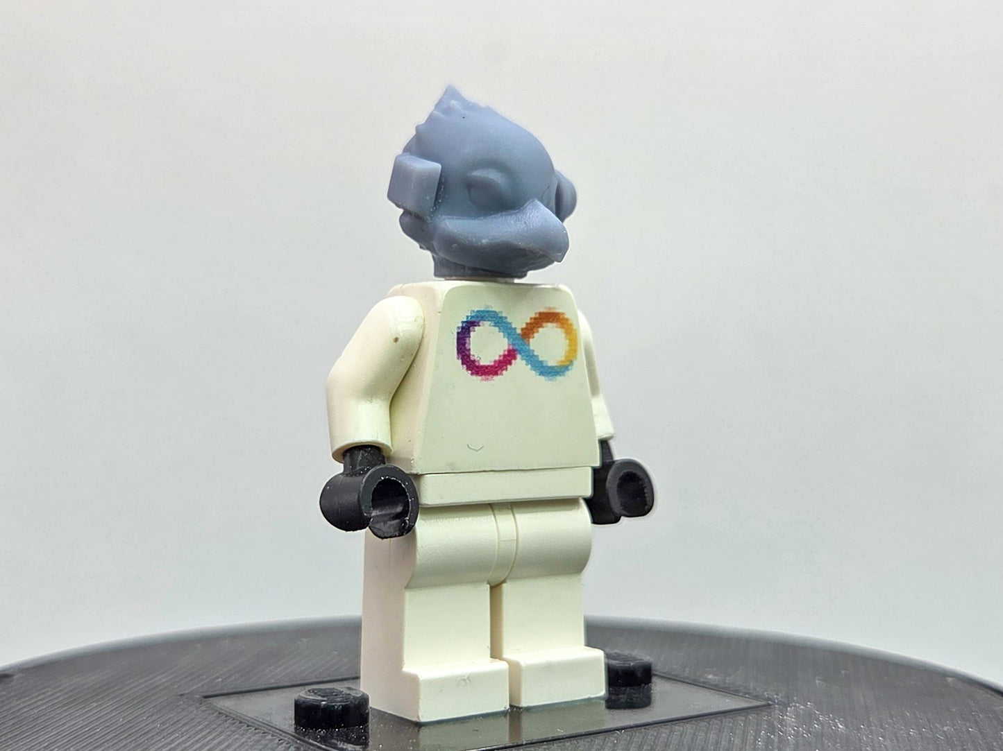 Custom 3D printed bird head starship fighter!