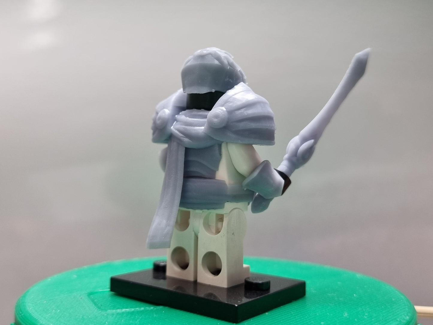 Lego compatible custom 3D printed Garen armor set!