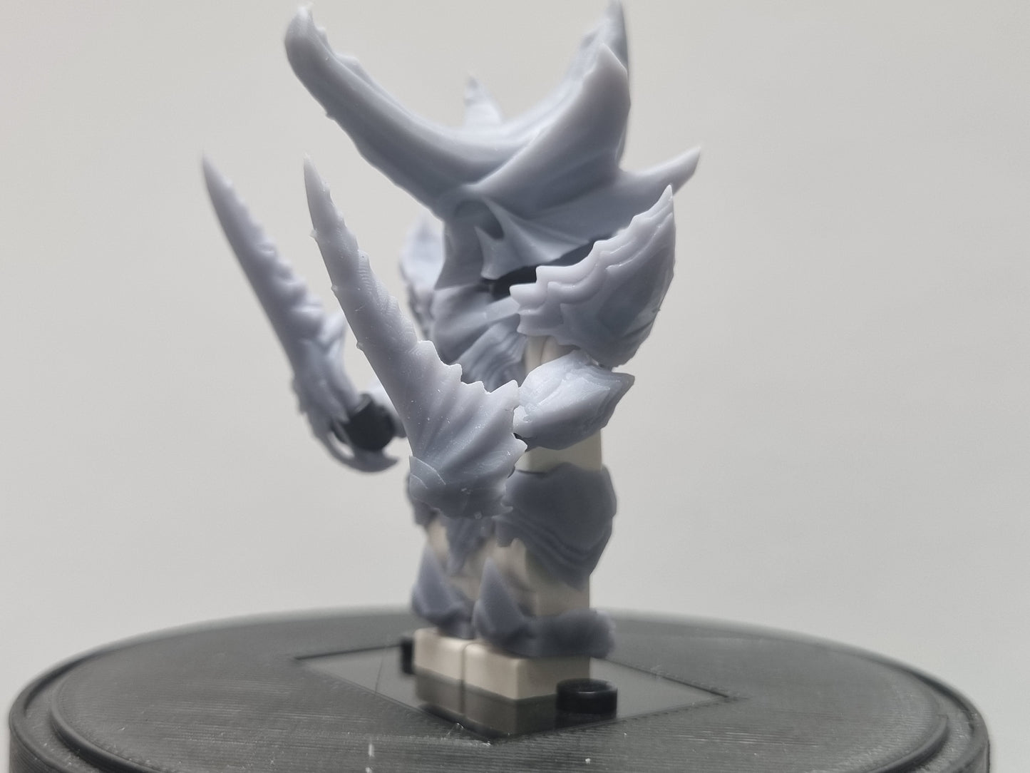 Lego custom 3D printed horned hunter armor set!