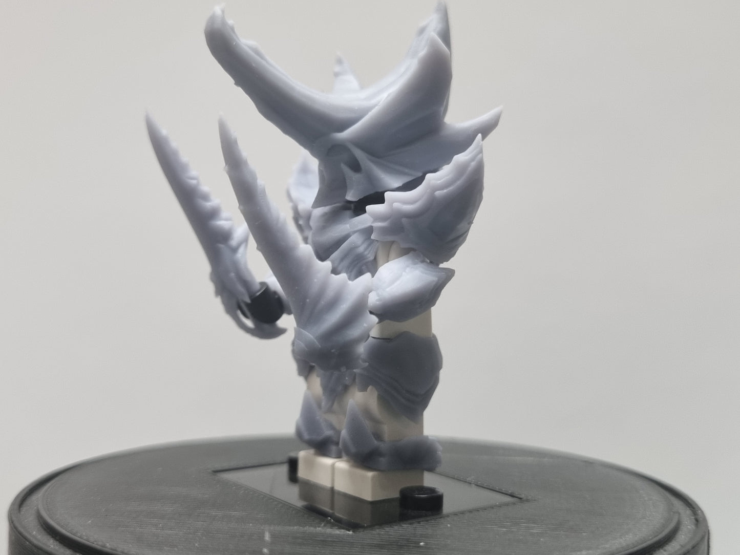 Lego custom 3D printed horned hunter armor set!