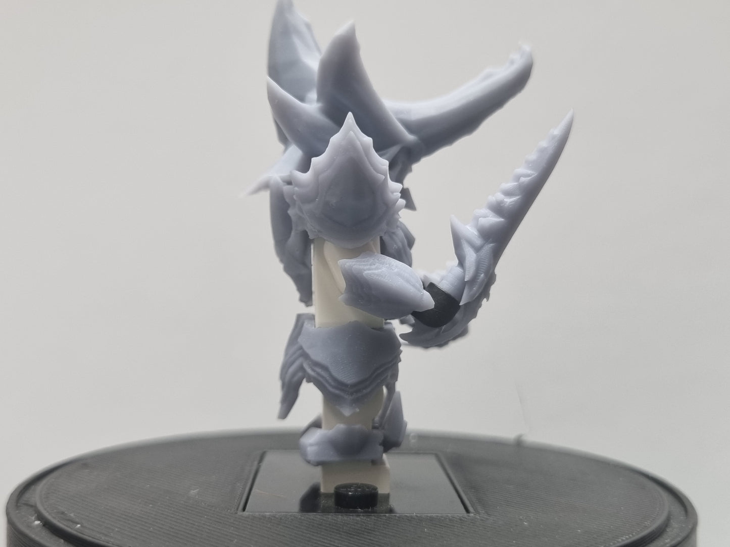 Lego custom 3D printed horned hunter armor set!