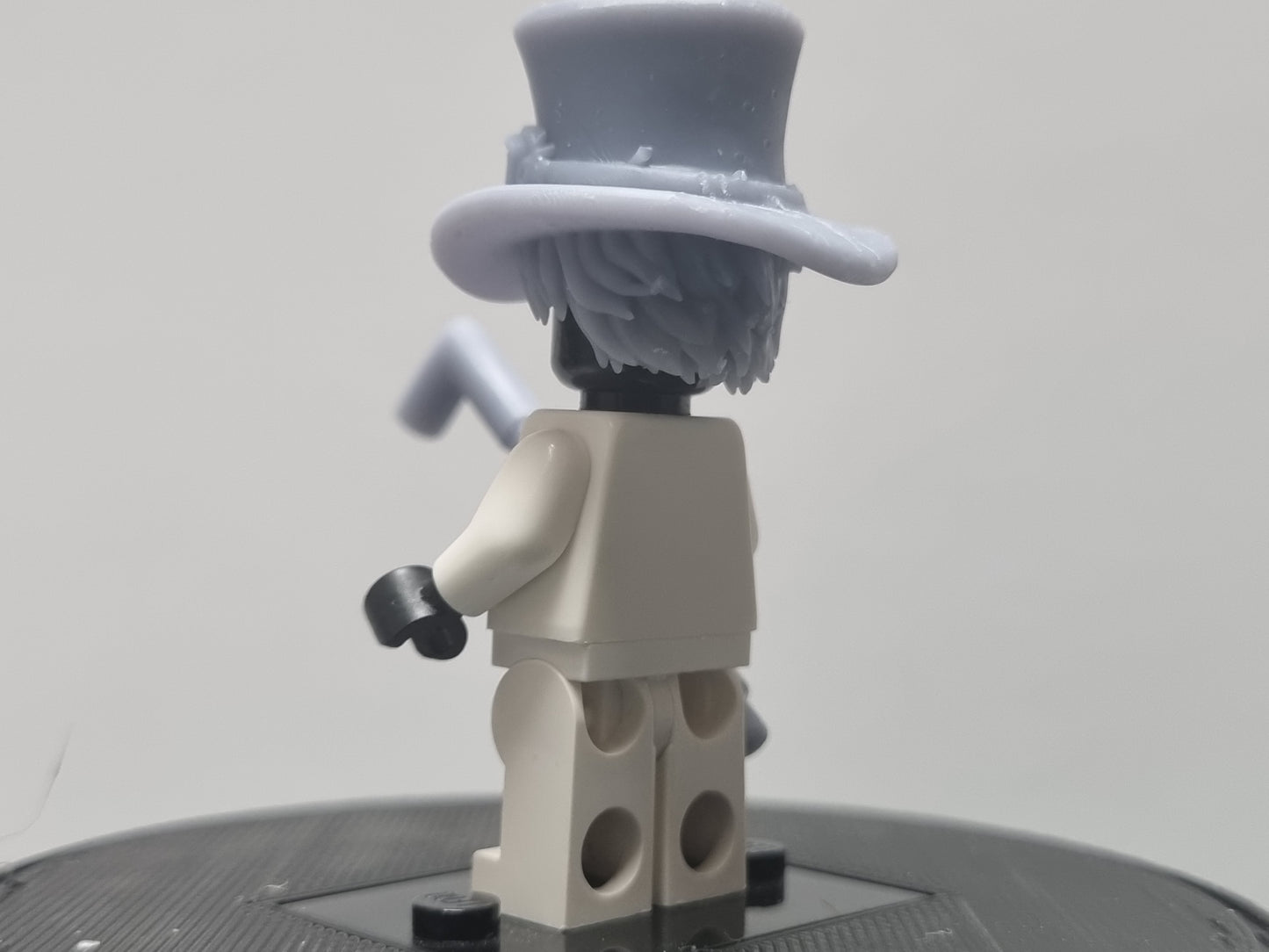 Custom 3D printed Lego compatible man with pipe set!