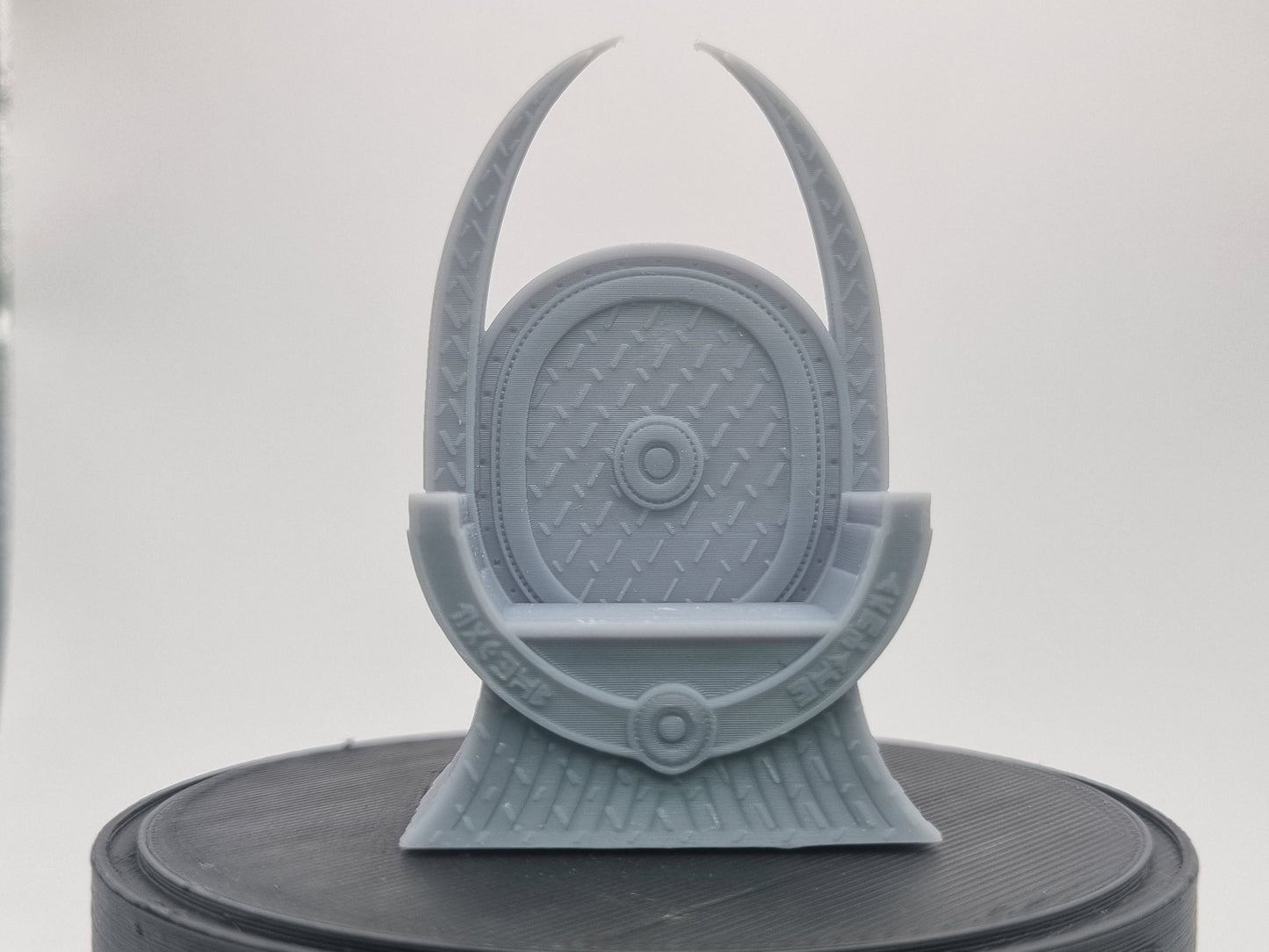 Building toy custom 3D printed Throne for a prince!