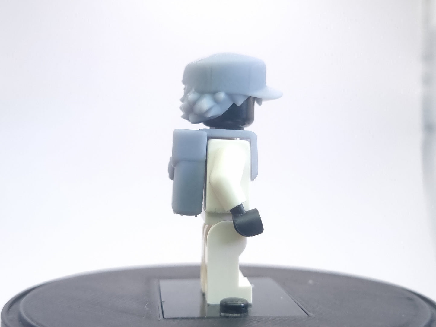Building toy custom 3D printed red catcher