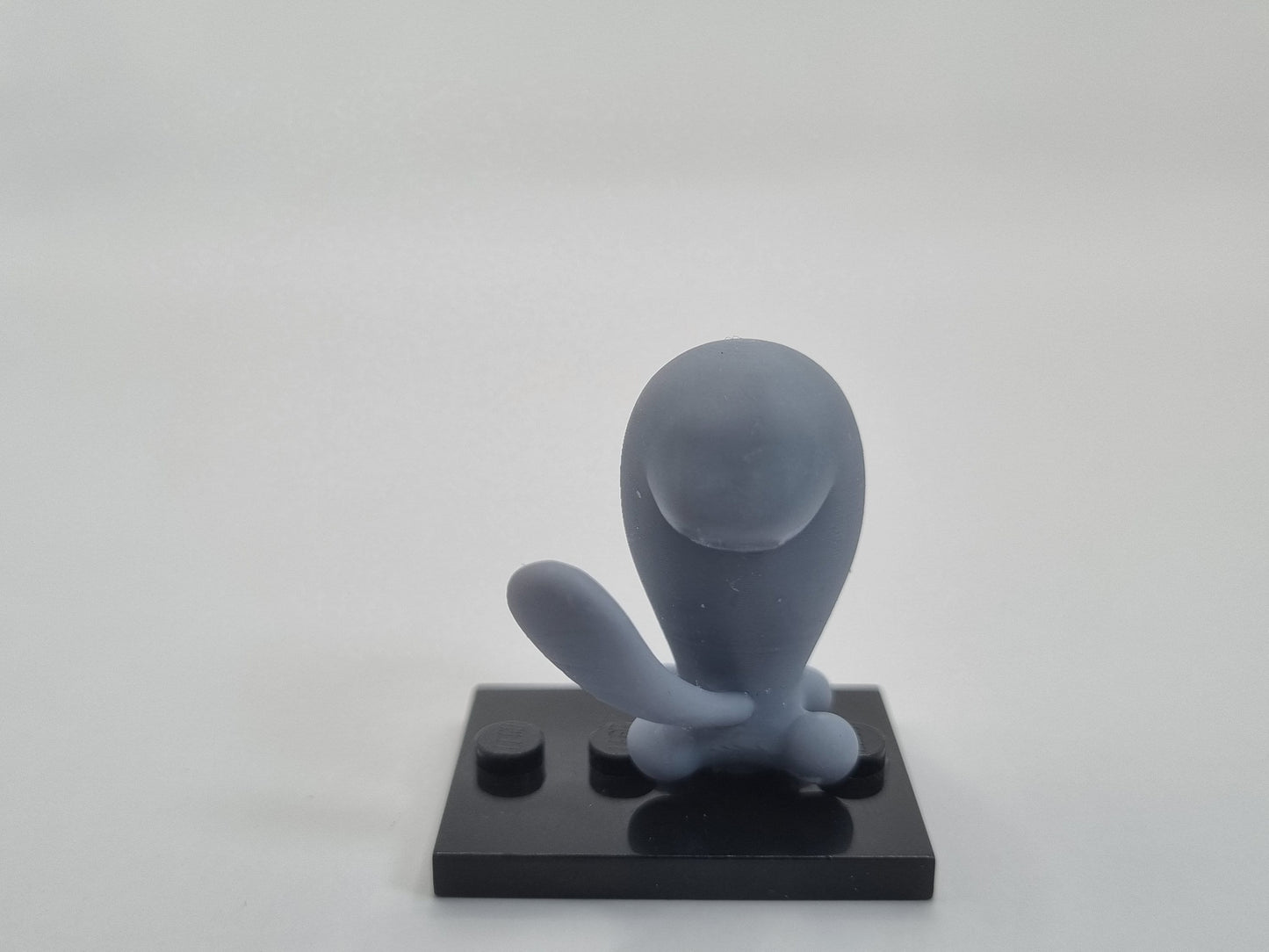 Building toy custom 3D printed happy balloon creature