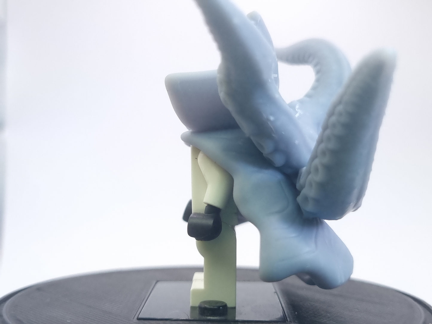 Building toy custom 3D printed magical tentacle coat!